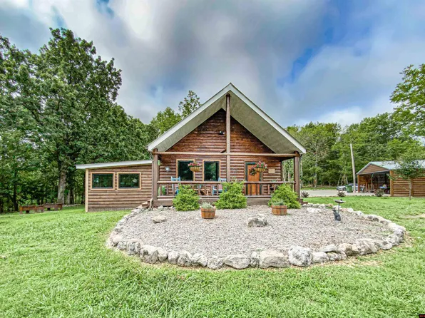 40 Autumn Leaf Ln, Yellville, AR 72687