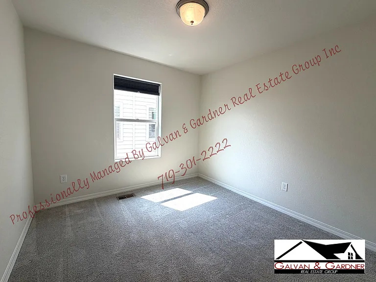 4352 Samaritan Loop — Photo 17