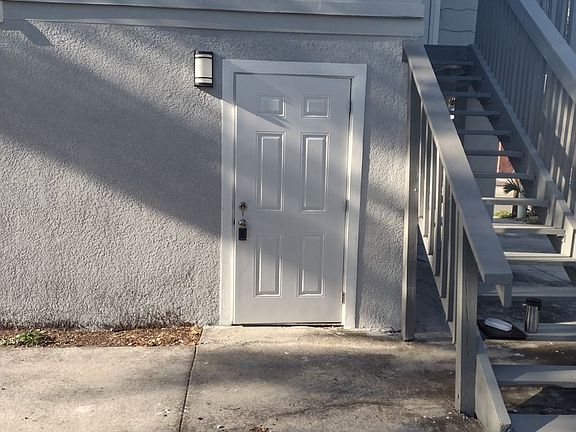3rd image of 1317 14th Ave S Unit 2