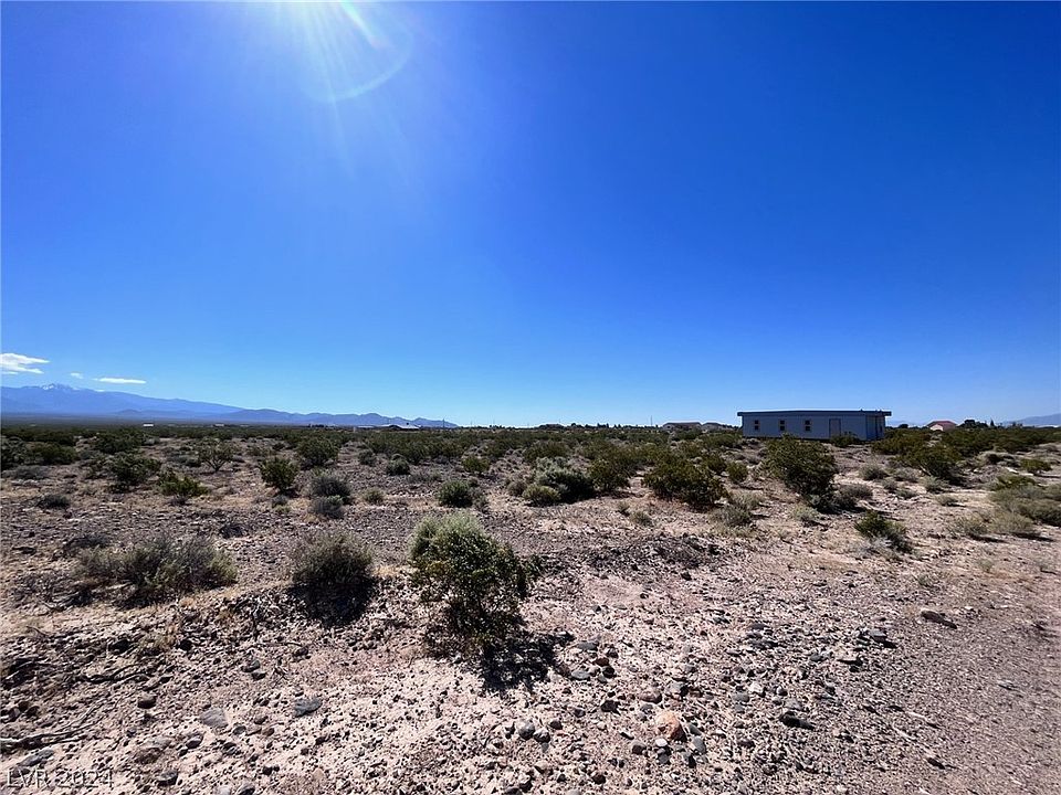 1st image of 2911 N Morales Ln