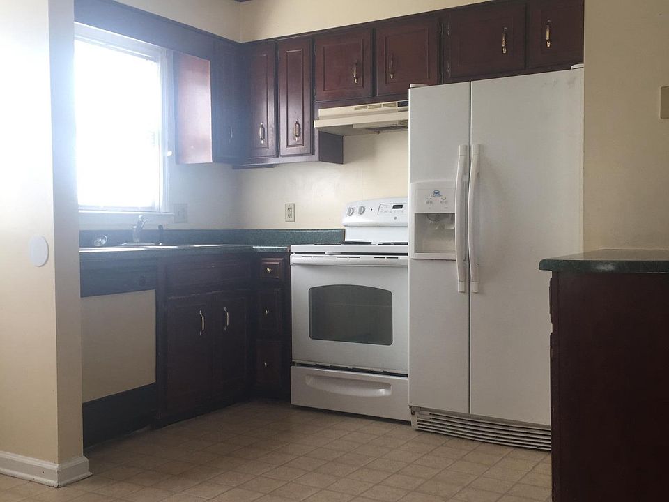 1st image of 205 Courtney Way #A