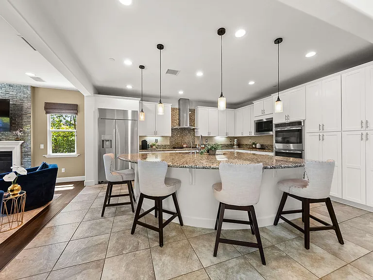 972 Tucana Dr — Photo 12