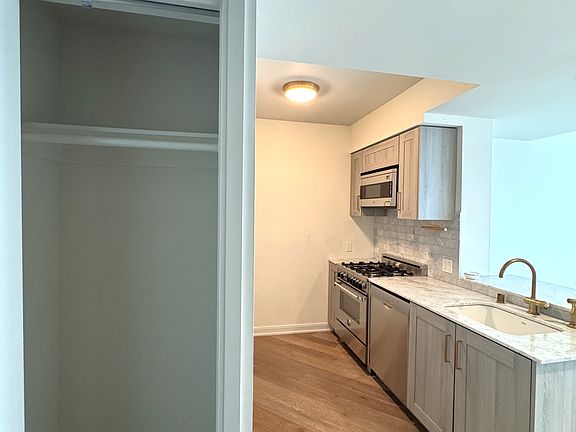 2nd image of 401 Harrison St APT 12E