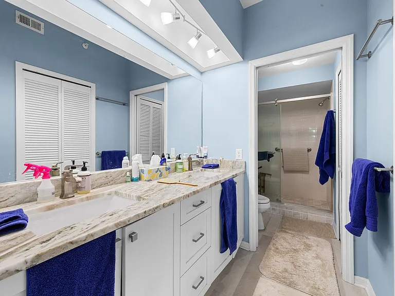 4201 Sawgrass Point Dr #102 — Photo 16