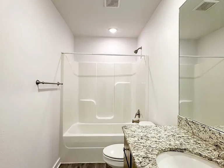 325 Westbrook Ct — Photo 23