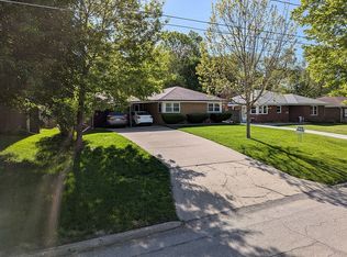 1039 64th St, Windsor Heights, IA 50324