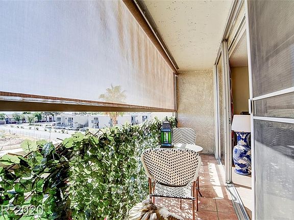 2nd image of 745 N Royal Crest Cir Unit 123
