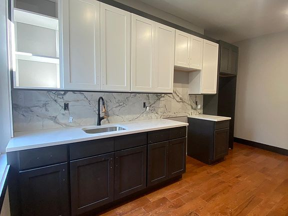 5th image of 45 Saint Pauls Ave #4