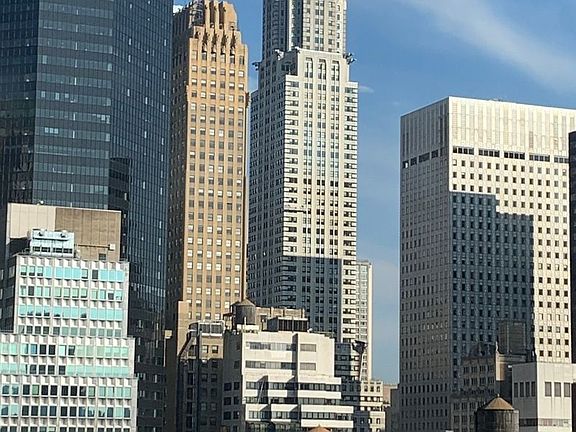 3rd image of 30 Park Ave APT 6G