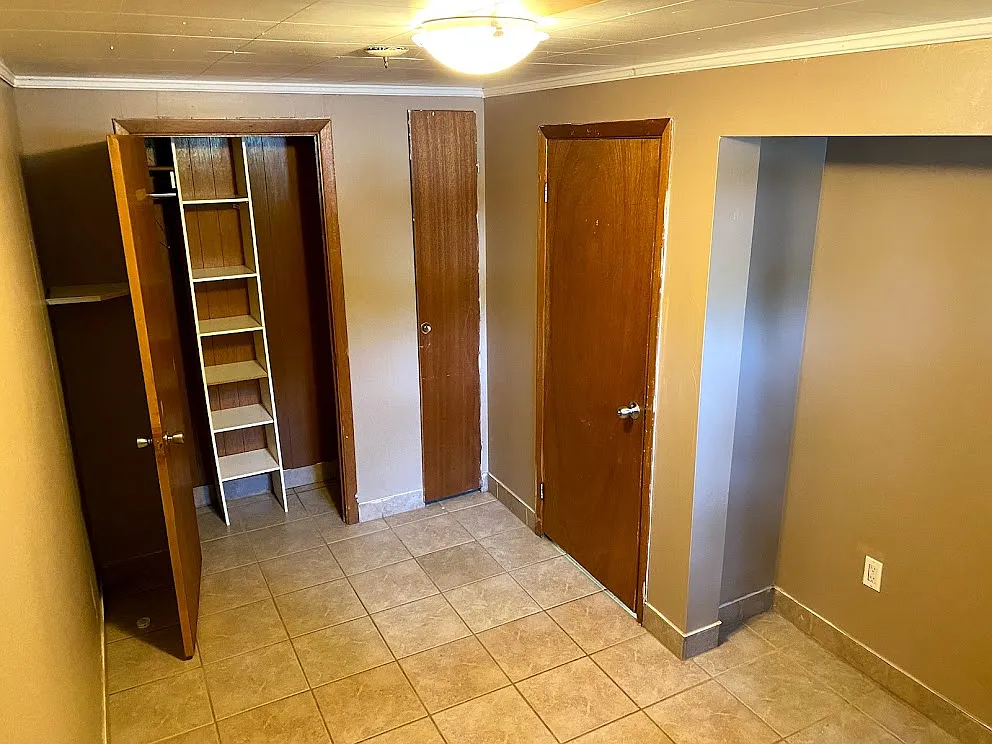 3 bed, $1,700 — Photo 4