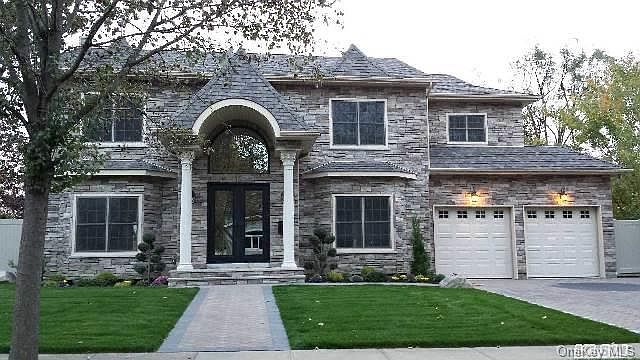 1st image of 10 W Fern Drive
