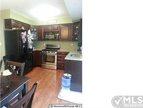 2nd image of 928 Jessica Ct