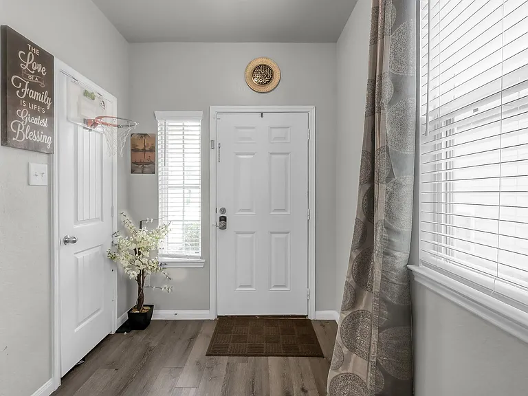 3555 Cannon Dr — Photo 6