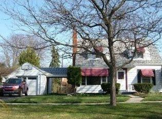 2814 Norbert St, Flint, MI 48504