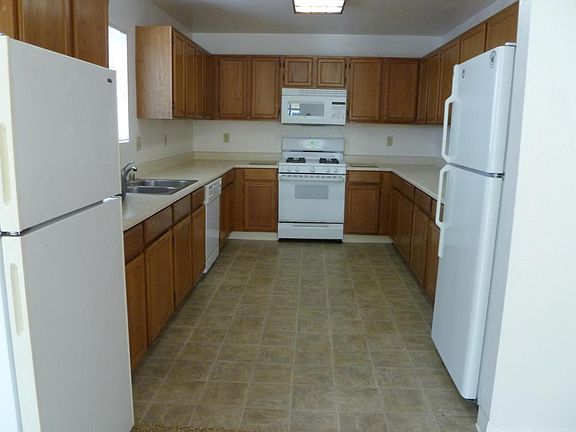 5th image of 6522 Del Playa Dr #A