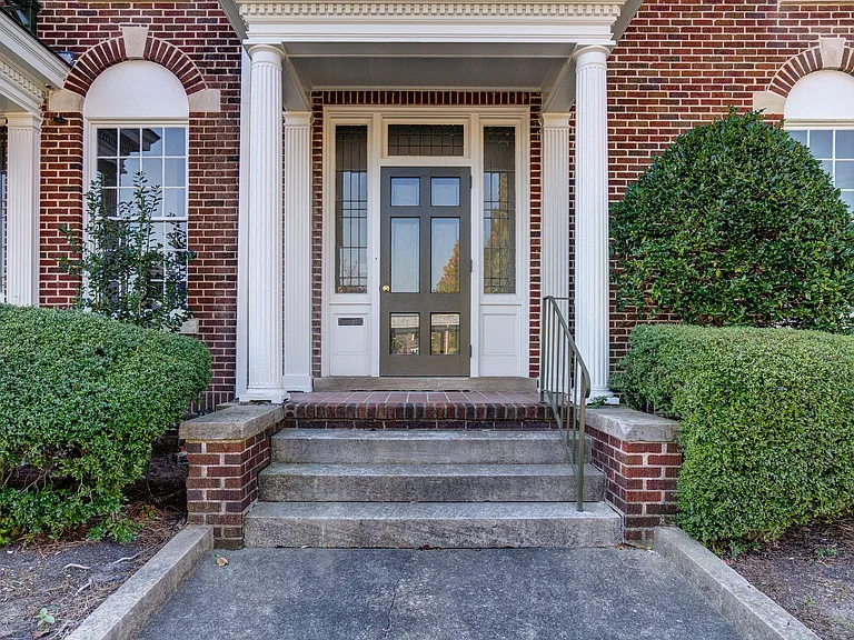 315 Sunset Ave #2B — Photo 1