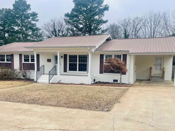 1019 9th St NW, Arab, AL 35016