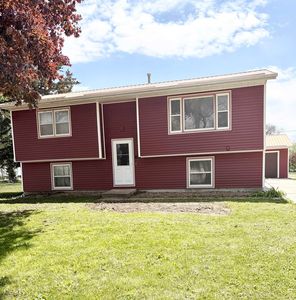 1570 Bowers St, Waterloo, IA, 50707