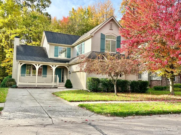 5633 Villa France Ave, Ann Arbor, MI 48103