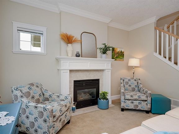 3rd image of 1704 Feltham Rd #B
