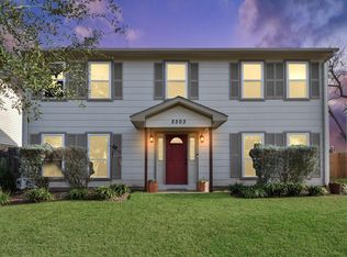 2503 Country Place Dr, Richmond, TX 77406