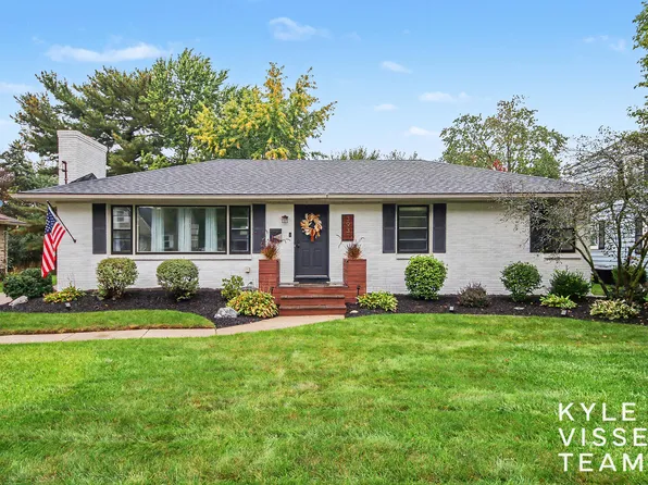 3931 Omaha St SW, Grandville, MI 49418