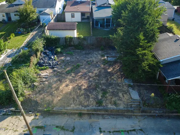 917R Mulberry St, Louisville, KY 40217