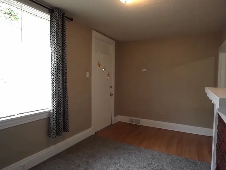 109 Gross St — Photo 5