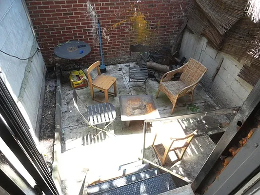 Rented by Perry Associates NYC Inc | media 16