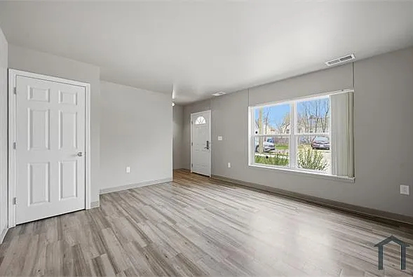 1517 Avenue A #2 — Photo 11