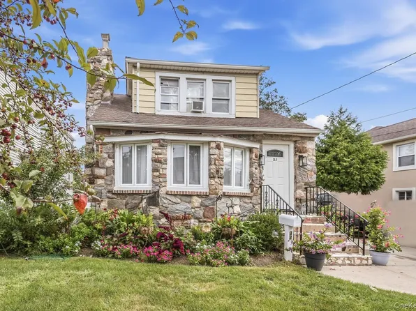 32 Franklin Street, East Rockaway, NY 11518