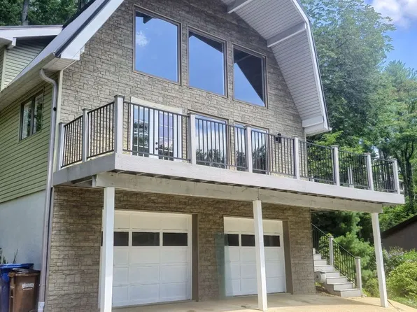 101 Coventry Ln, Athens, OH 45701