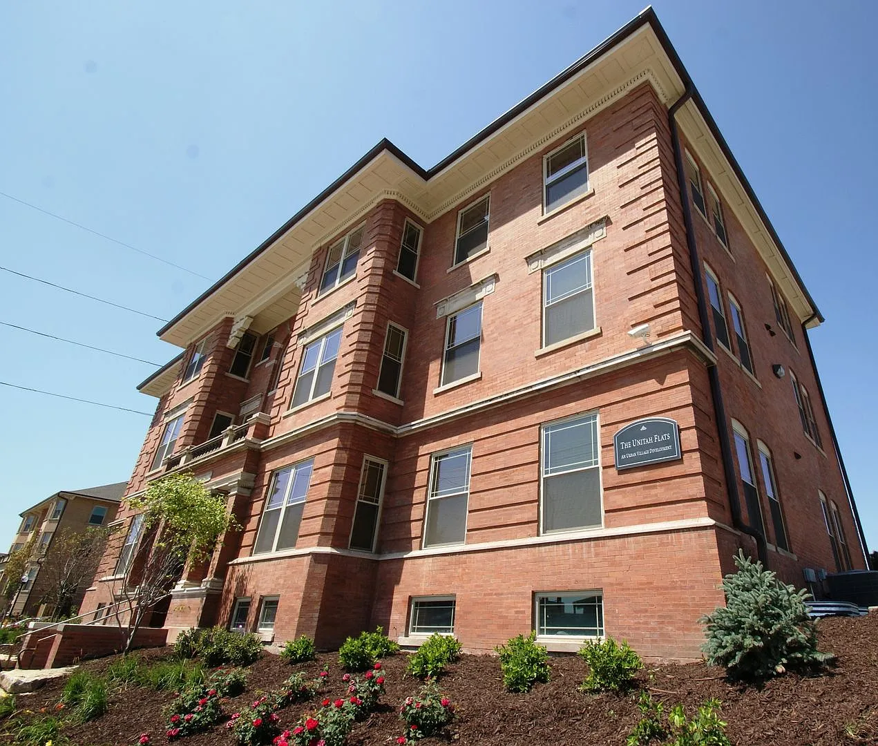 The Unitah Flats Apartments — Photo 1