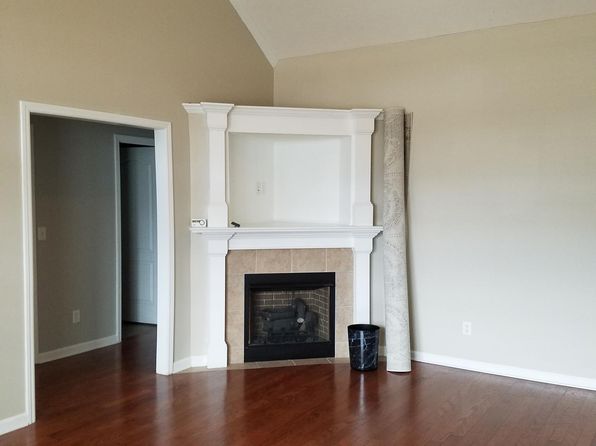 213 Heritage Dr, Chickamauga, GA 30707