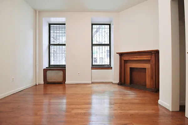 Rented by Balass Ralph, LREB | media 22