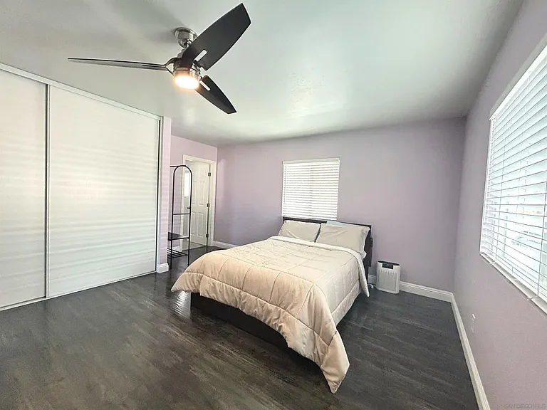 1121 Grand Ave — Photo 11