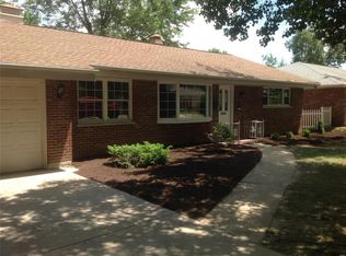 7612 Ravenhill Dr, Saint Louis, MO 63123