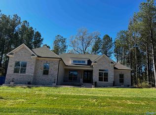 18 Bluff Crk, Huntsville, AL 35803