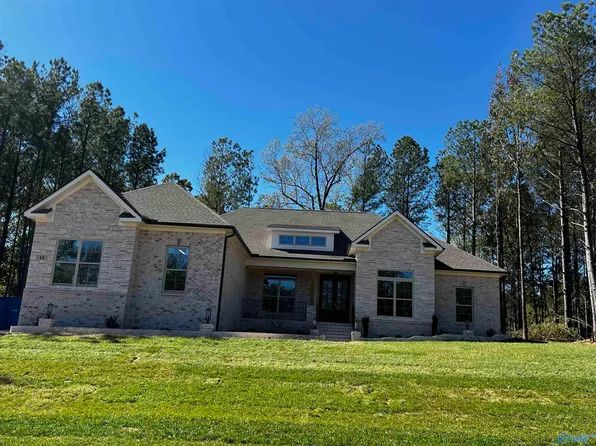 18 Bluff Crk, Huntsville, AL 35803