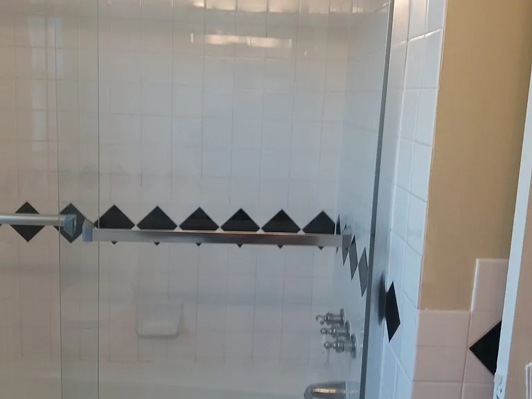 4105 N Bartlett Ave — Photo 12