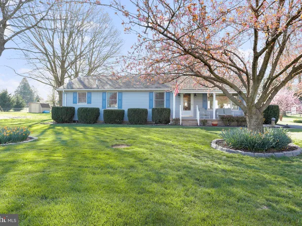 148 Friendship Dr, Martinsburg, WV 25405