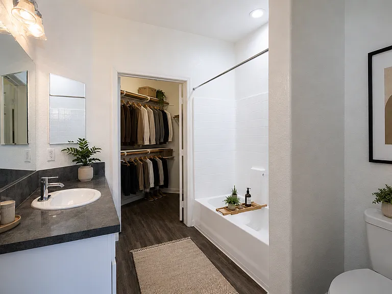 Portofino Apartments Mission Valley — Photo 22