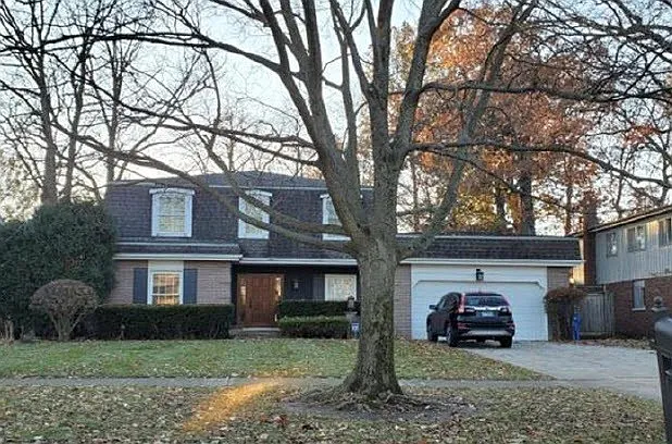 1812 McCraren Rd photo 1