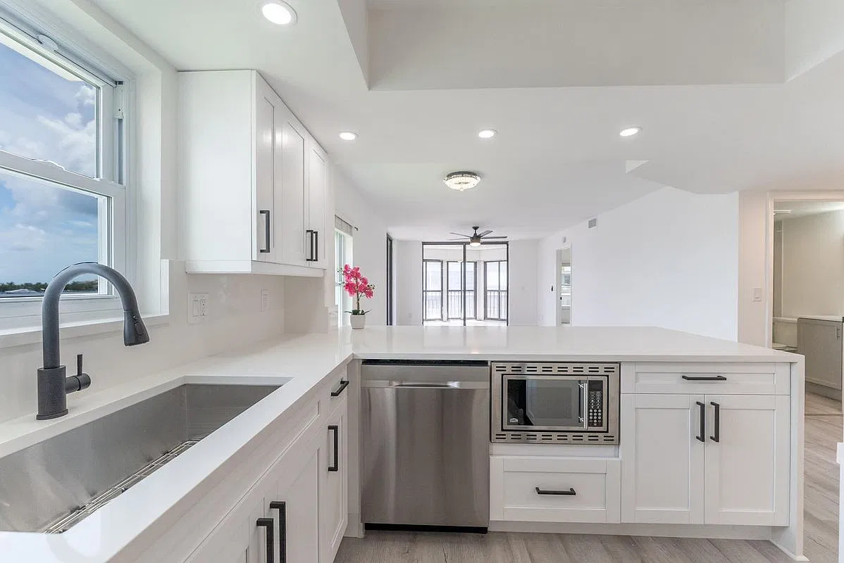 2 bed, 2.0 bath, 1029 sqft, $2,500 — Photo 4
