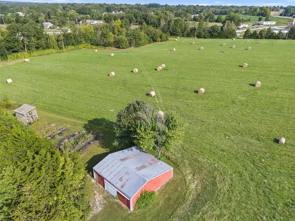 827 Highway J, Troy, MO 63379
