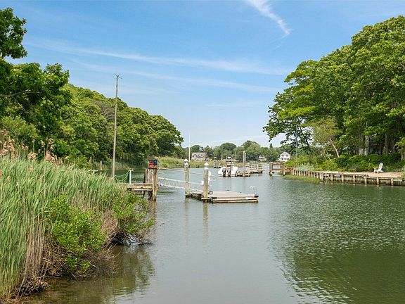 5th image of 9 Wheeler Dr