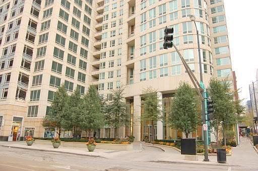 1st image of 345 N La Salle Dr APT 3802
