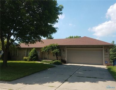 2254 Ridgewood Pl, Northwood, OH, 43619