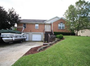 1951 Ridgewood Cir, Lawrenceburg, IN 47025