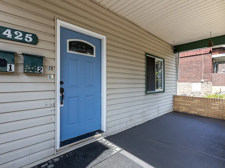 425 Iberia St #1 — Photo 4